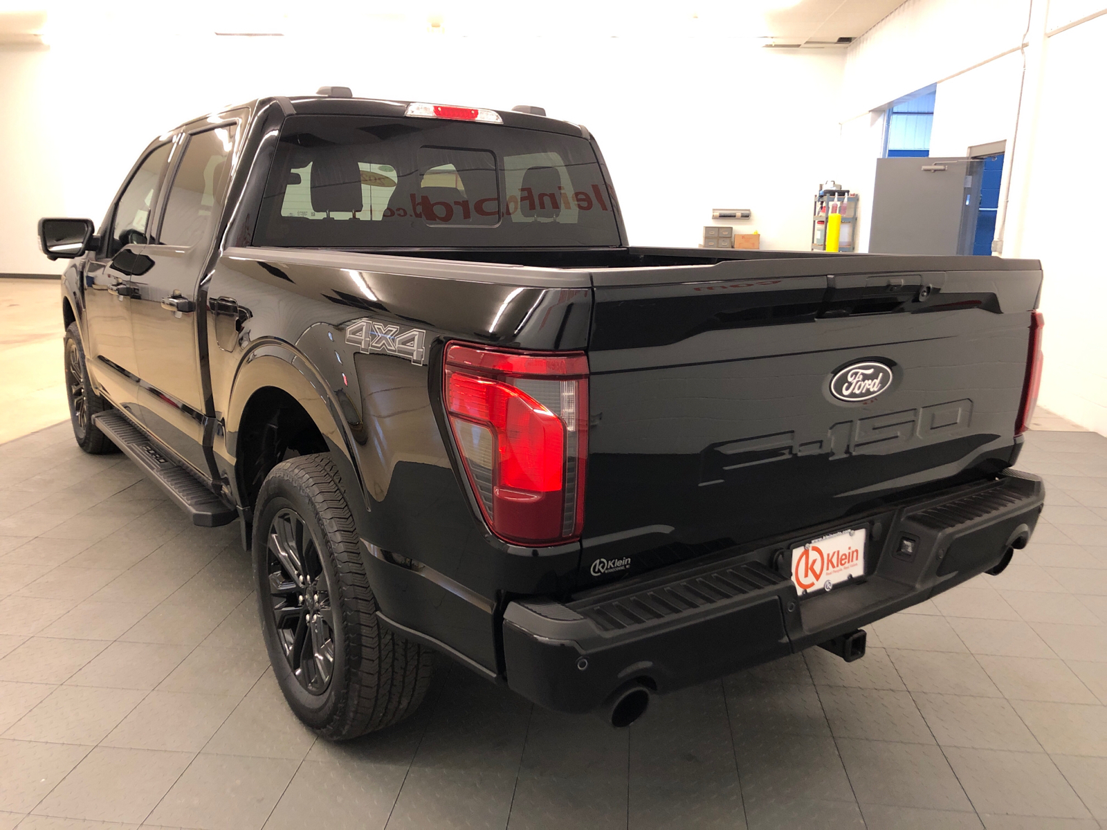 2024 Ford F-150 XLT 4WD SuperCrew 5.5 Box 6