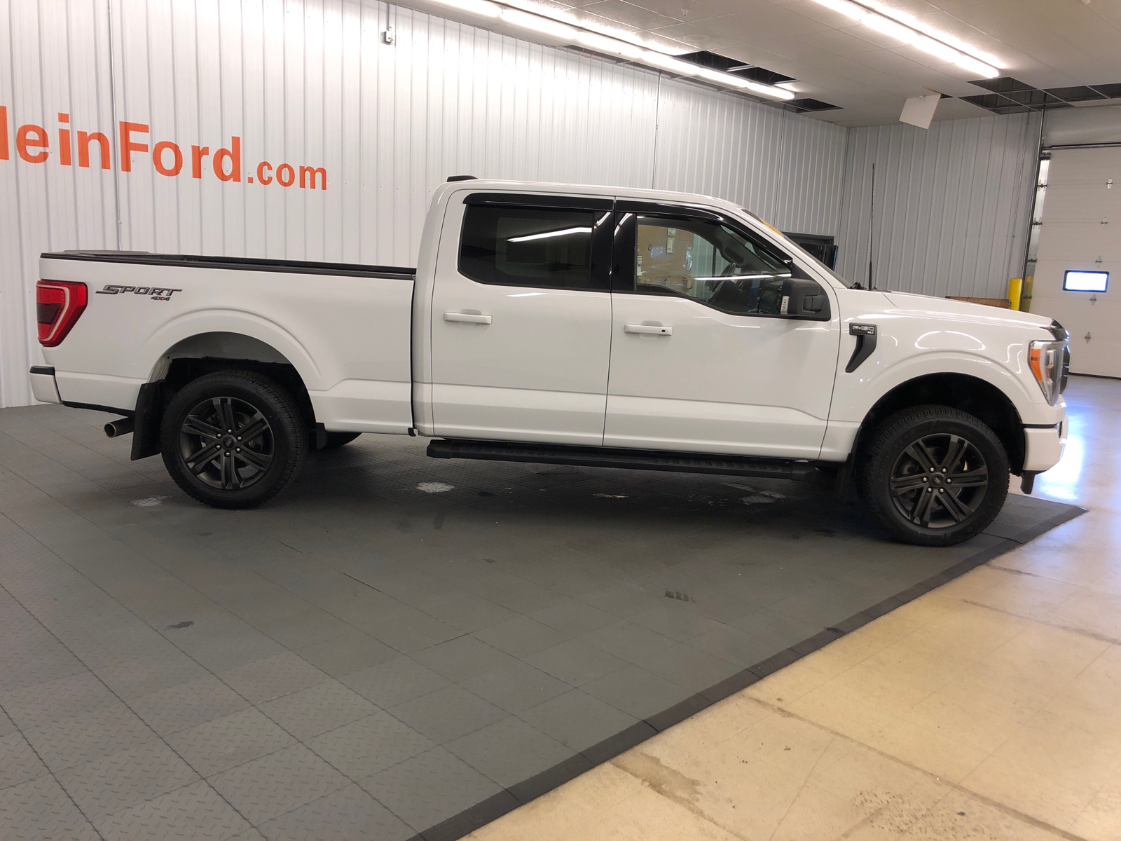 2022 Ford F-150 XLT 12