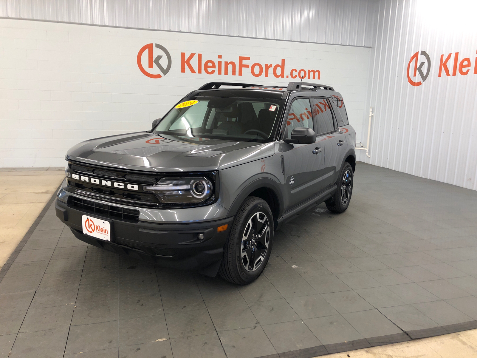 2024 Ford Bronco Sport Outer Banks 3