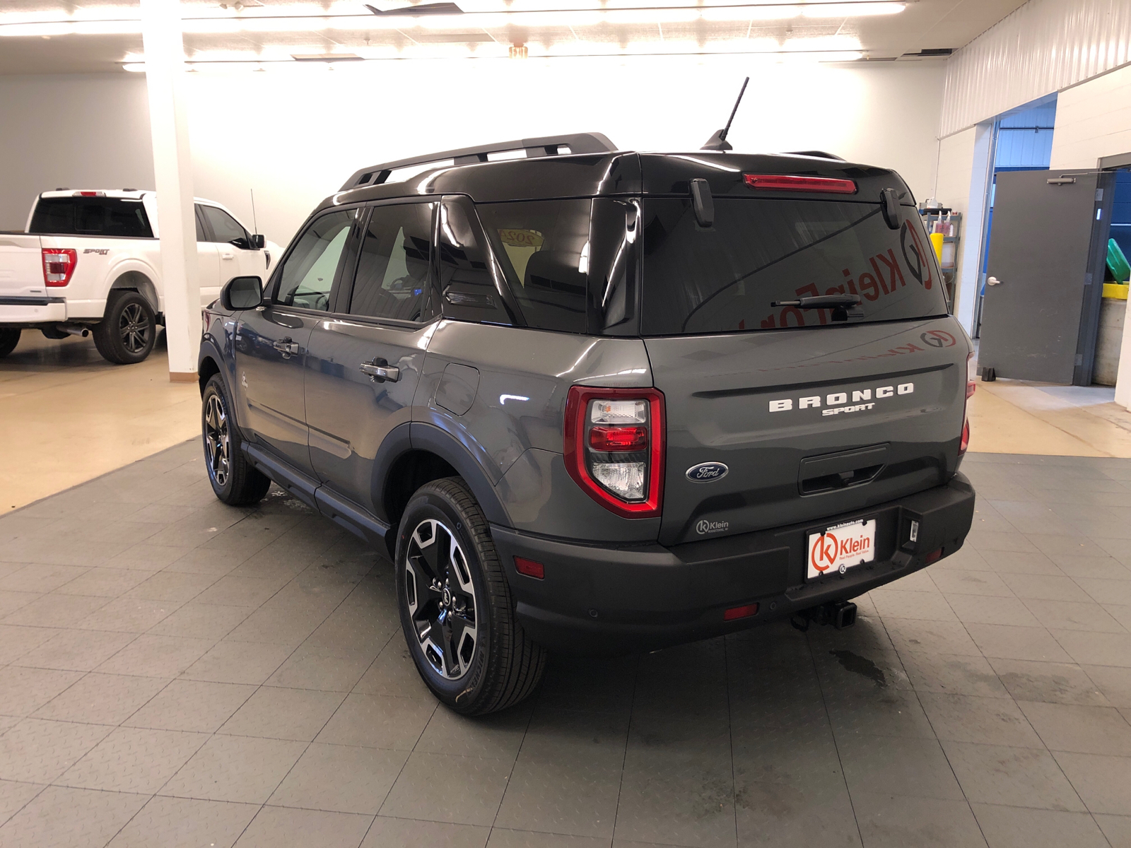 2024 Ford Bronco Sport Outer Banks 6