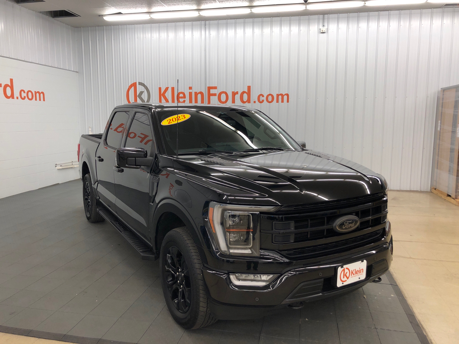 2023 Ford F-150 Lariat 1