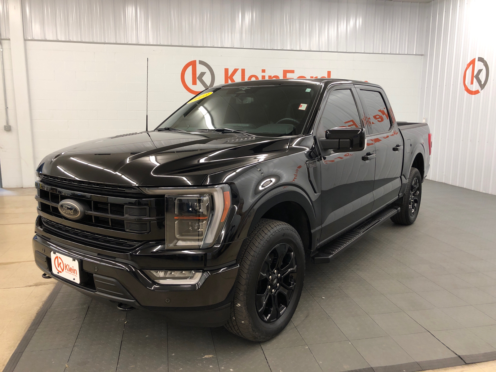 2023 Ford F-150 Lariat 3