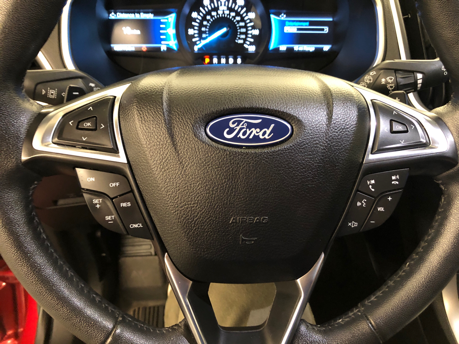 2021 Ford Edge SEL 19