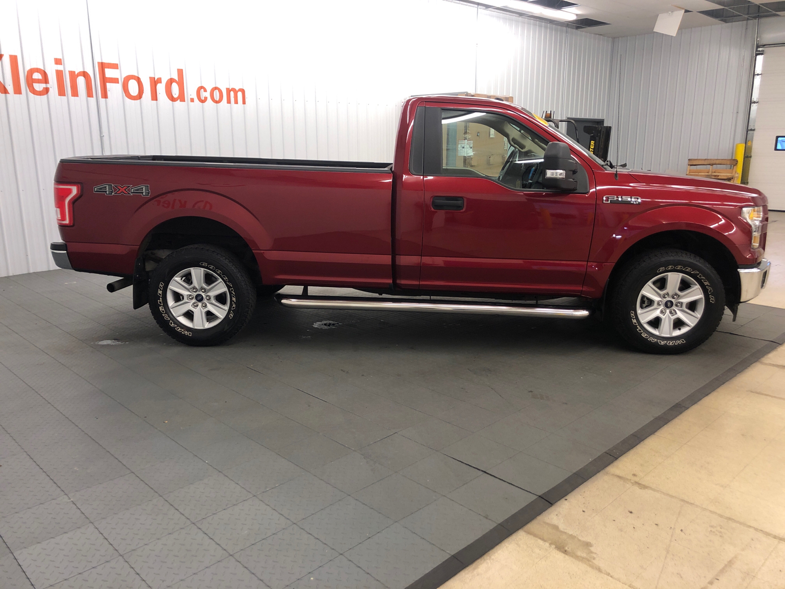 2017 Ford F-150 XLT 13