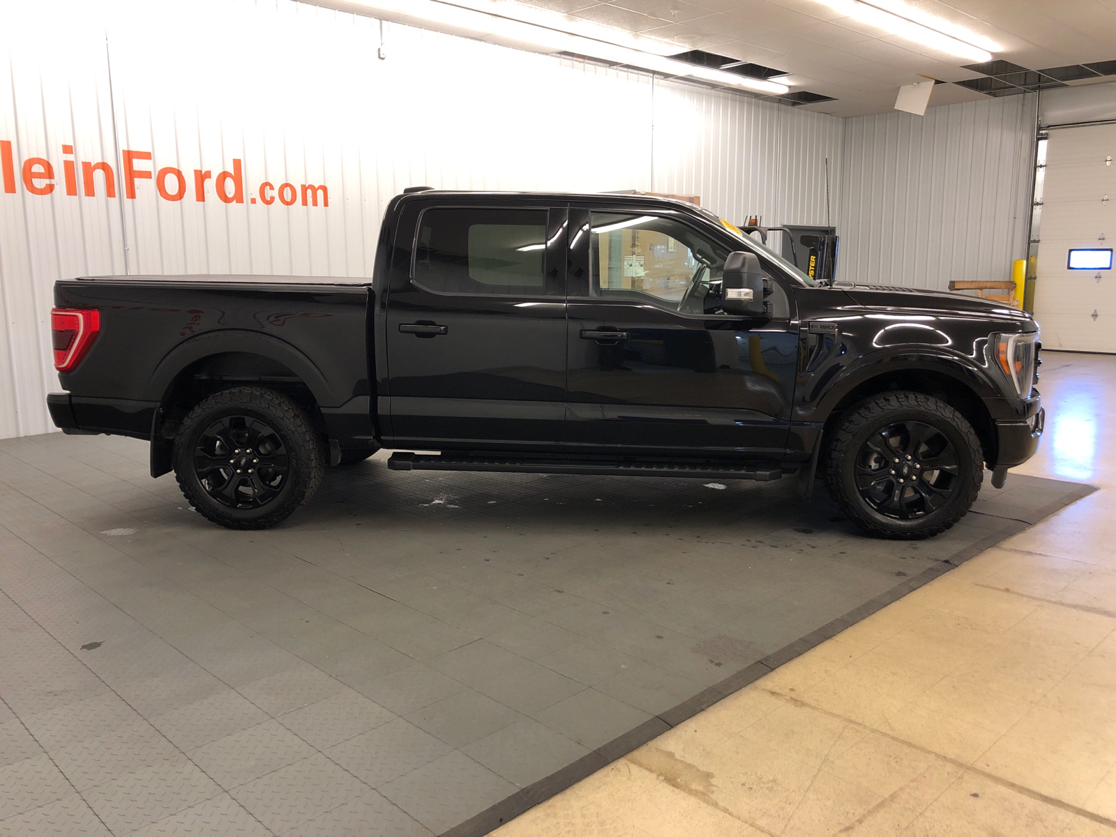 2022 Ford F-150 XLT 13