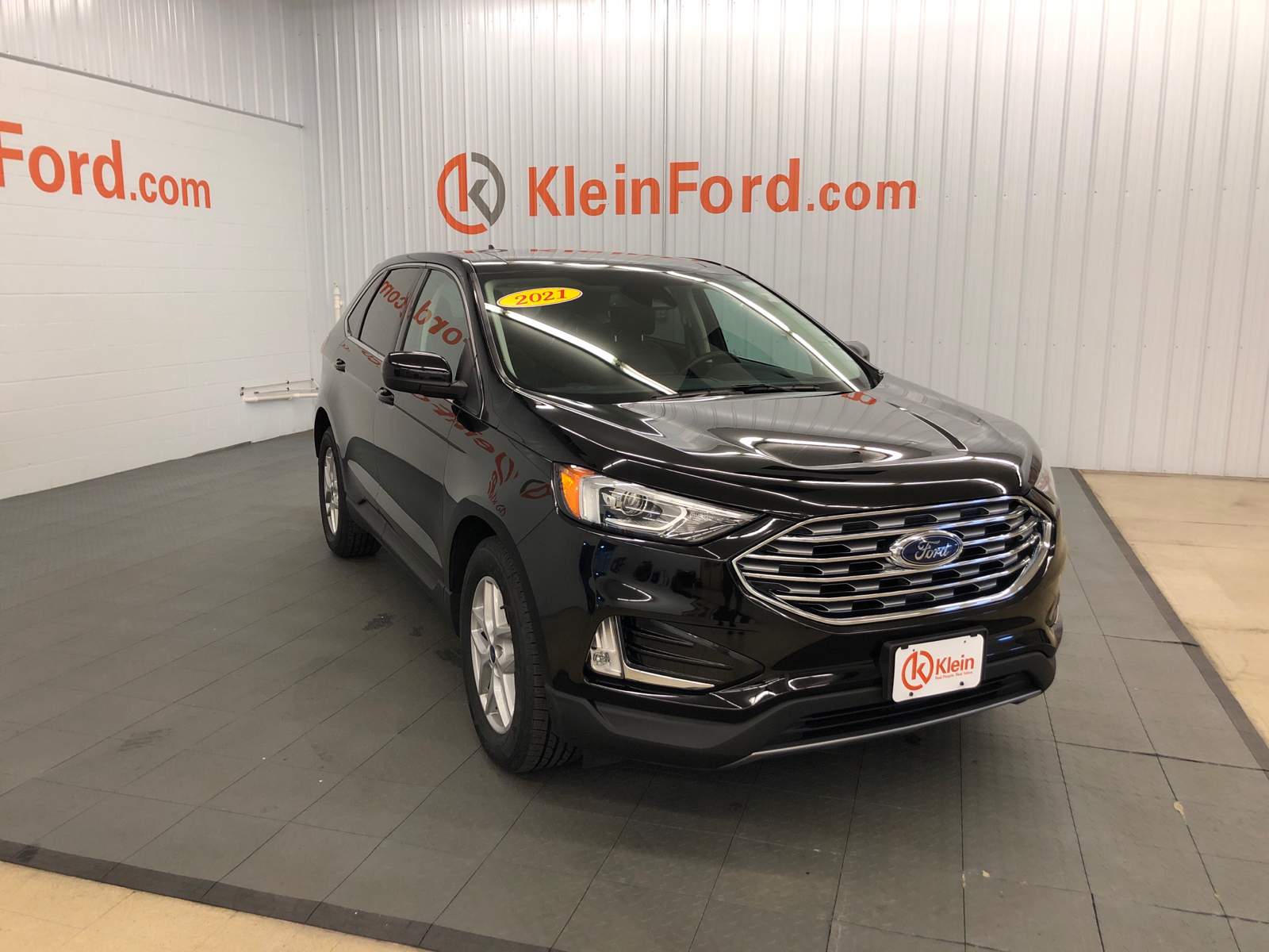 2021 Ford Edge SEL 1