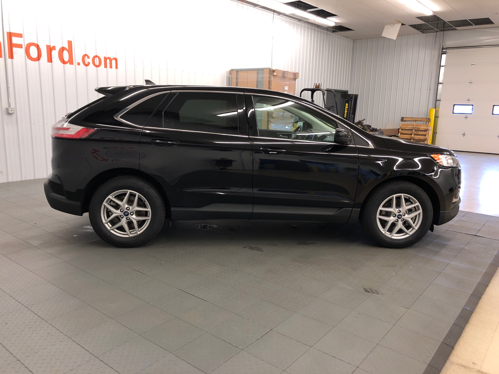 2021 Ford Edge SEL 13