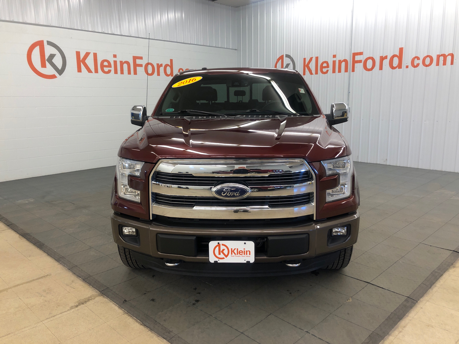 2016 Ford F-150 Lariat 2