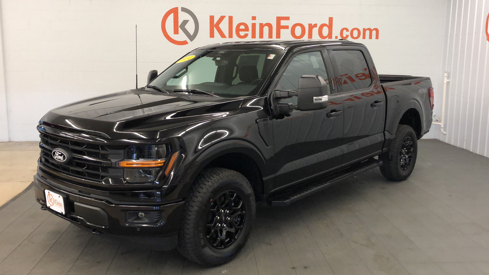 2024 Ford F-150 XLT 3