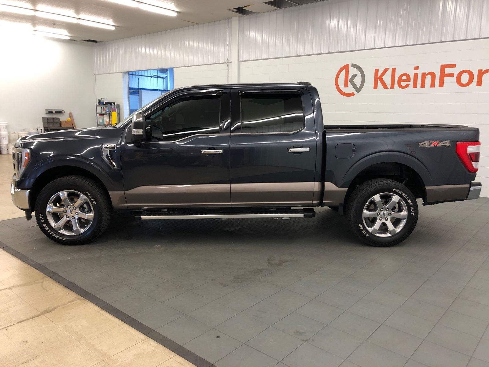 2022 Ford F-150 Lariat 4