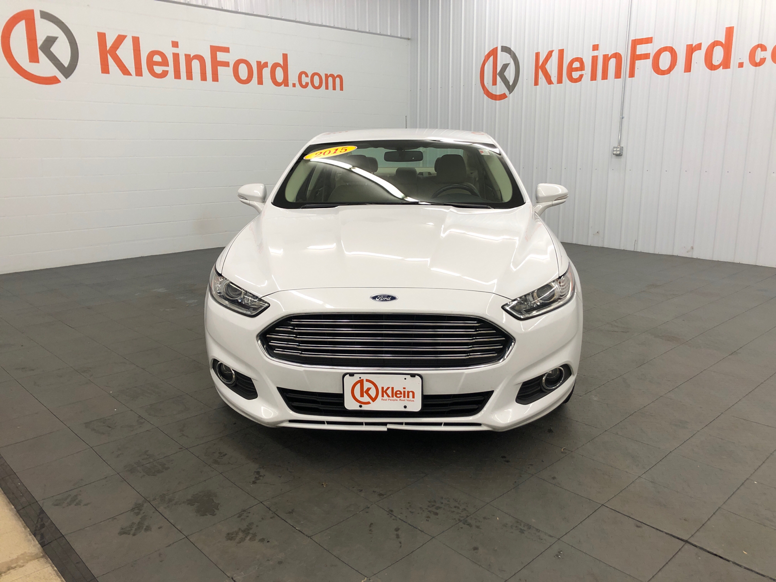 2015 Ford Fusion SE 2