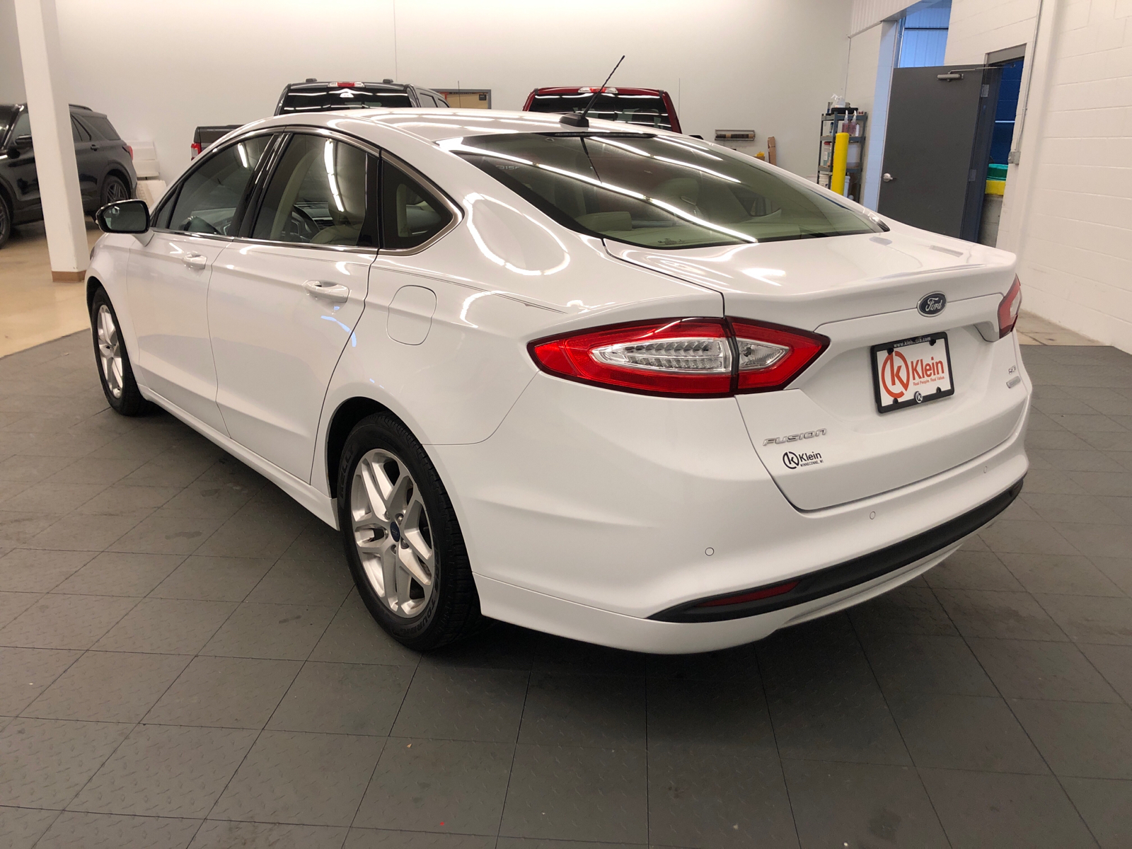 2015 Ford Fusion SE 6