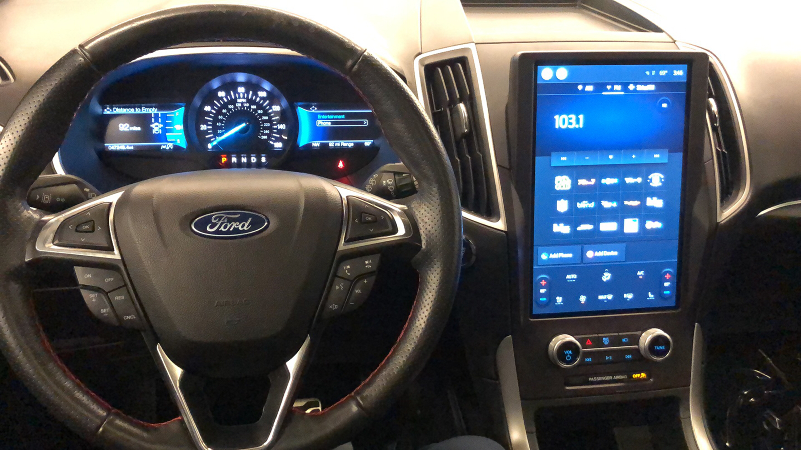 2021 Ford Edge ST Line 22