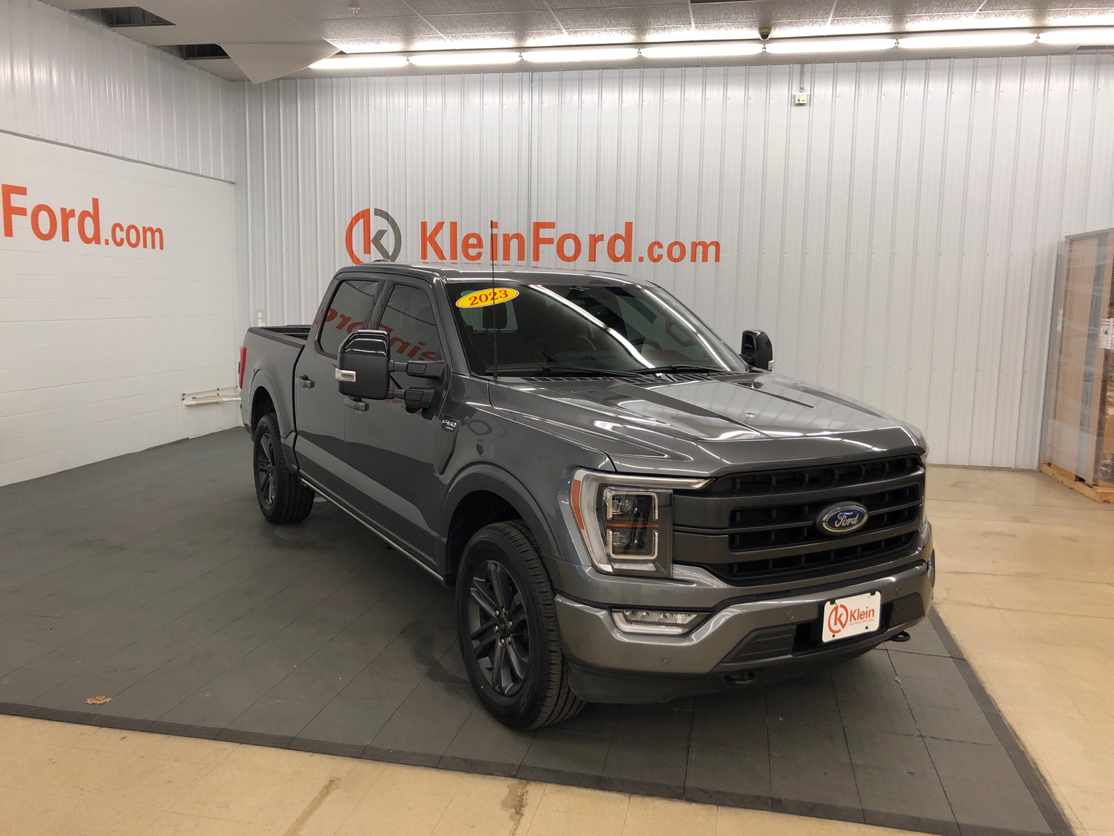 2023 Ford F-150 Lariat 1