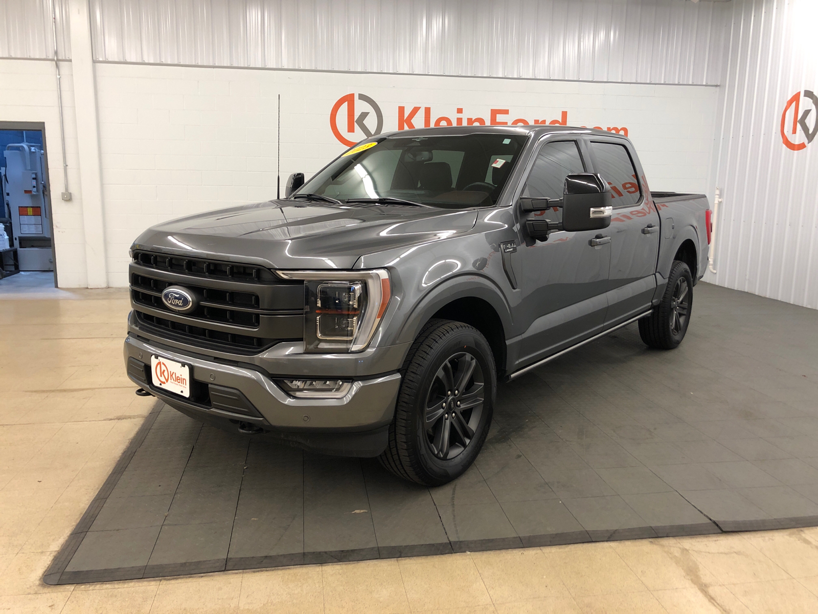 2023 Ford F-150 Lariat 3