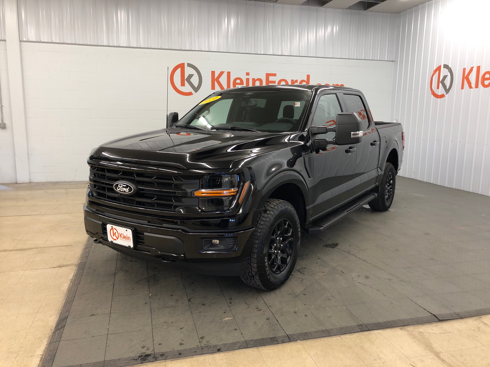 2024 Ford F-150 XLT 3