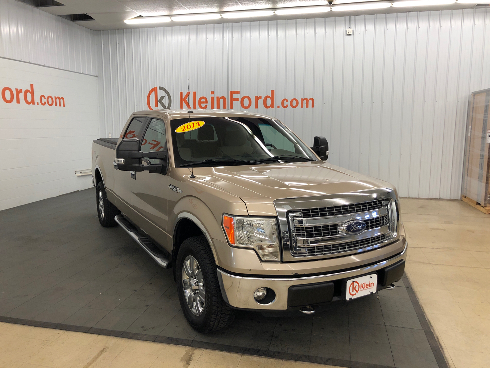 2014 Ford F-150 XLT 1