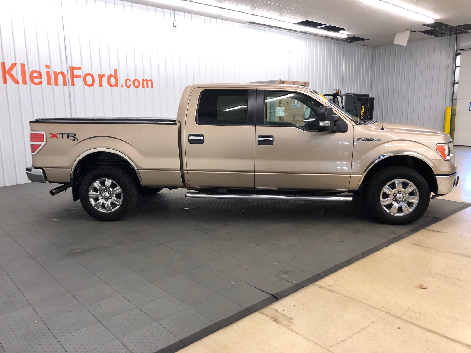 2014 Ford F-150 XLT 12