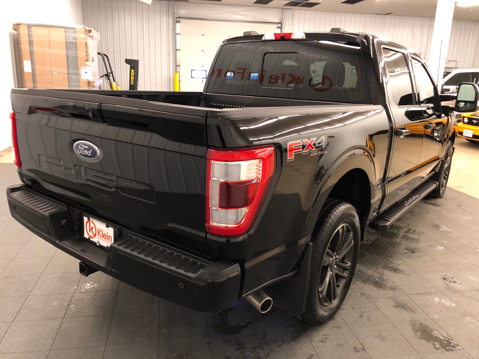 2022 Ford F-150 Lariat 11