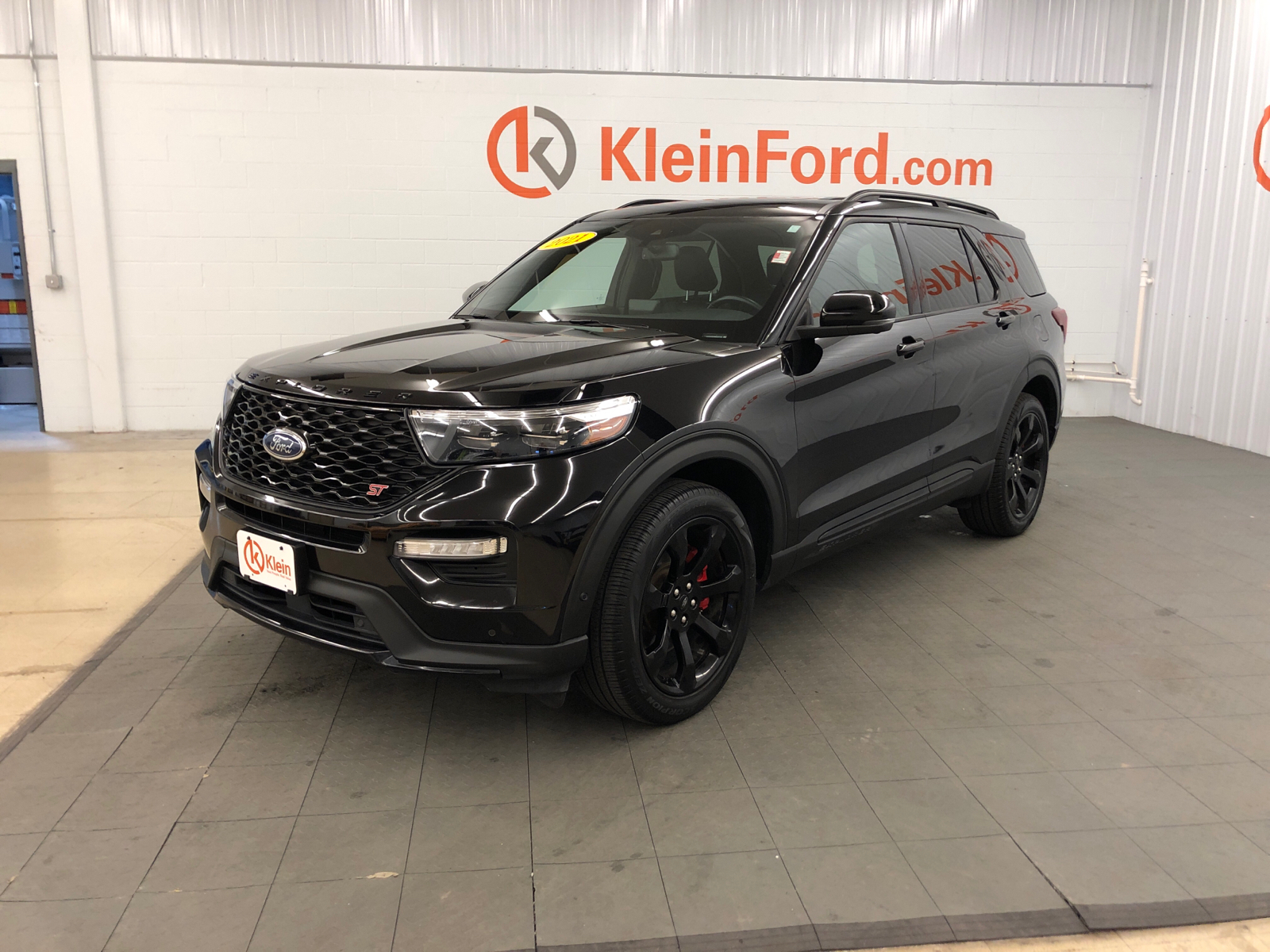 2021 Ford Explorer ST 3