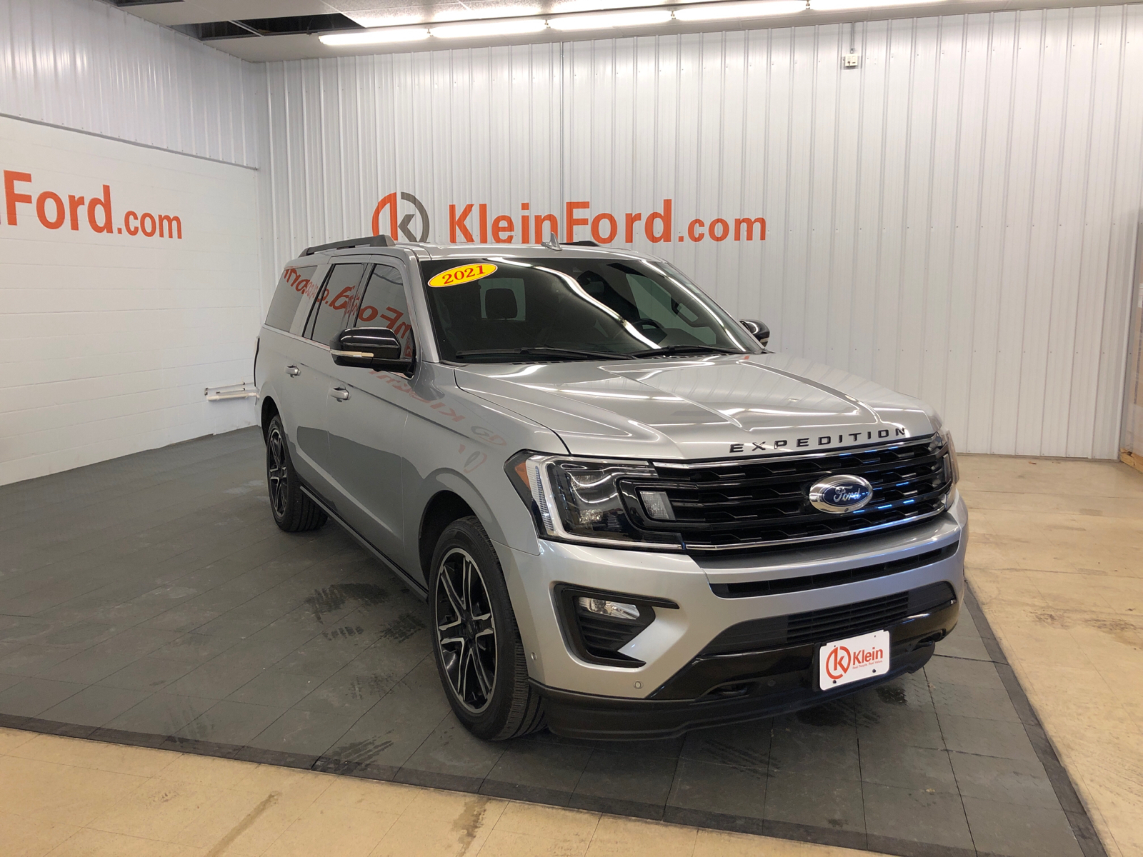 2021 Ford Expedition Max Limited 1