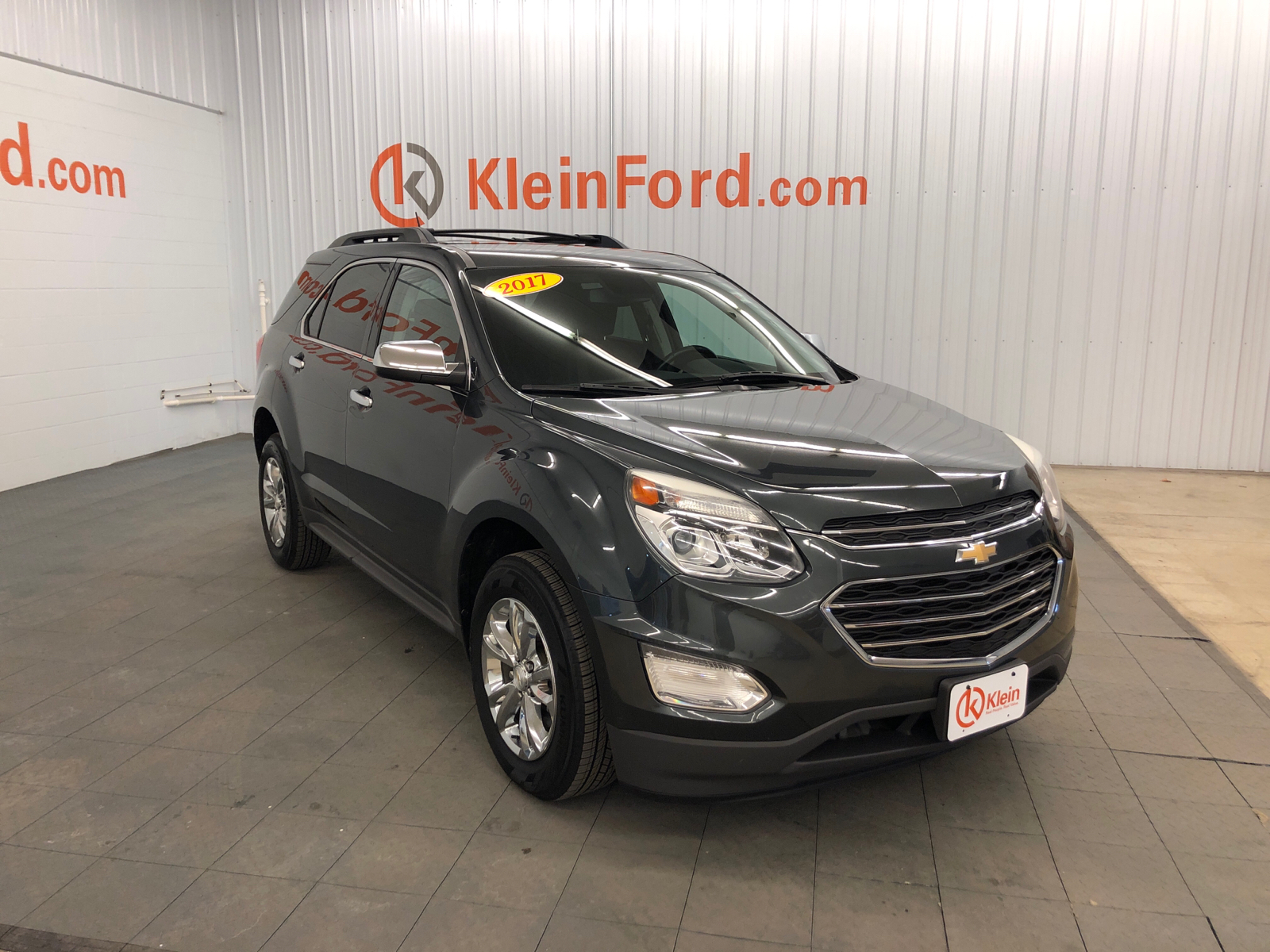 2017 Chevrolet Equinox LT 1