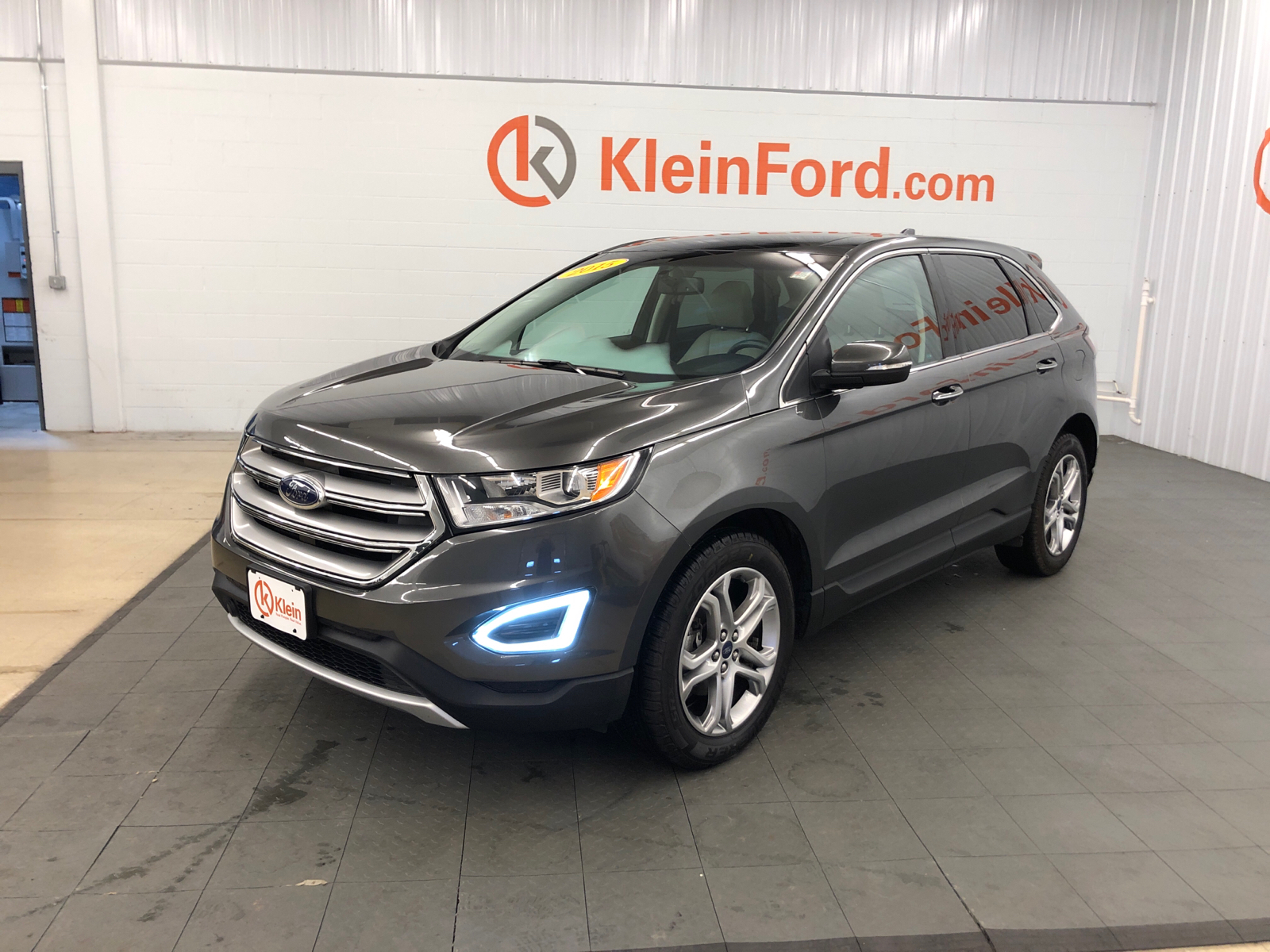 2015 Ford Edge Titanium 3