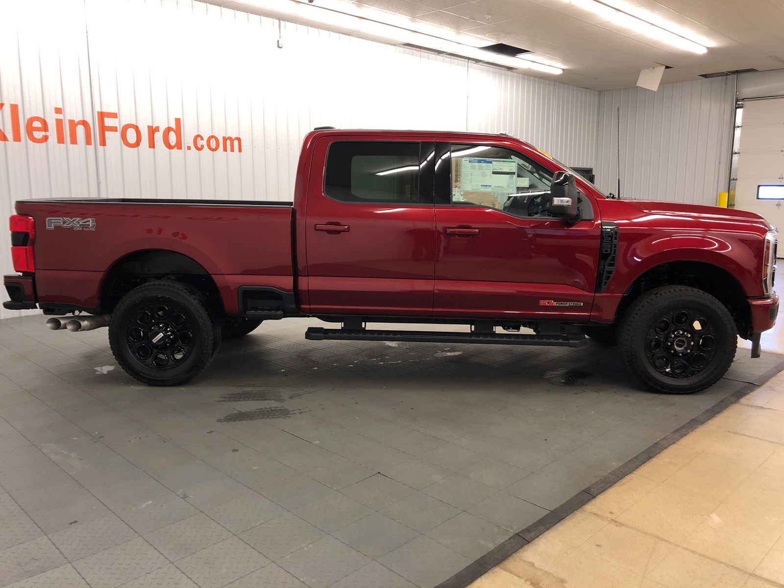 2025 Ford F-250SD  12