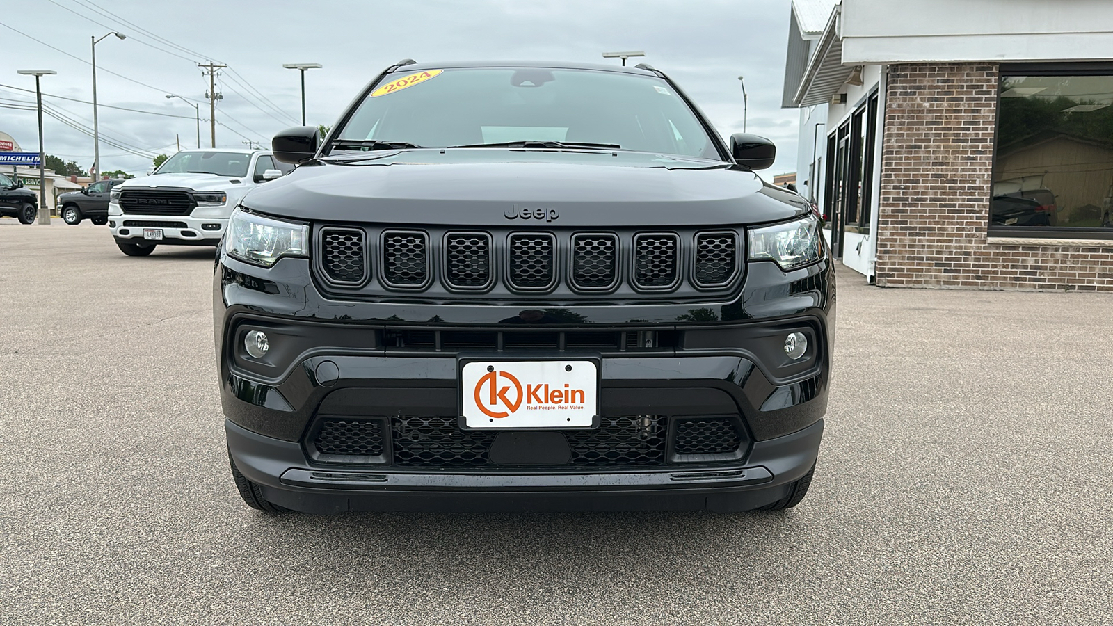 2024 Jeep Compass Latitude 2