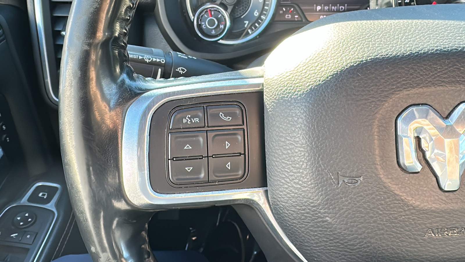 2019 Ram 2500 Laramie 4x4 Crew Cab 8 Box 18