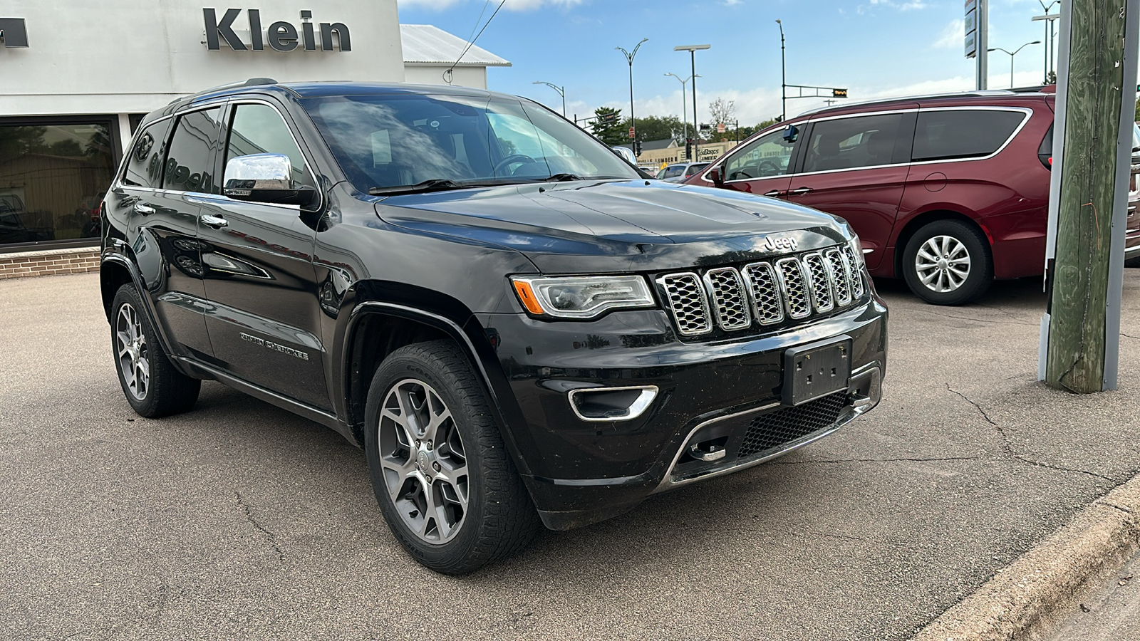 2020 Jeep Grand Cherokee Overland 2