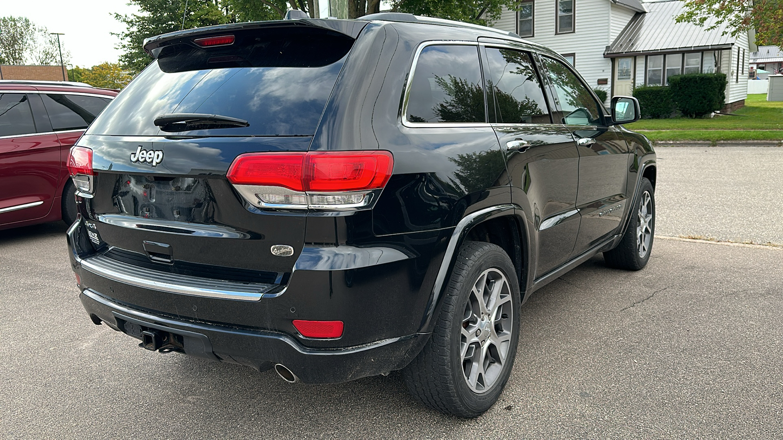 2020 Jeep Grand Cherokee Overland 3