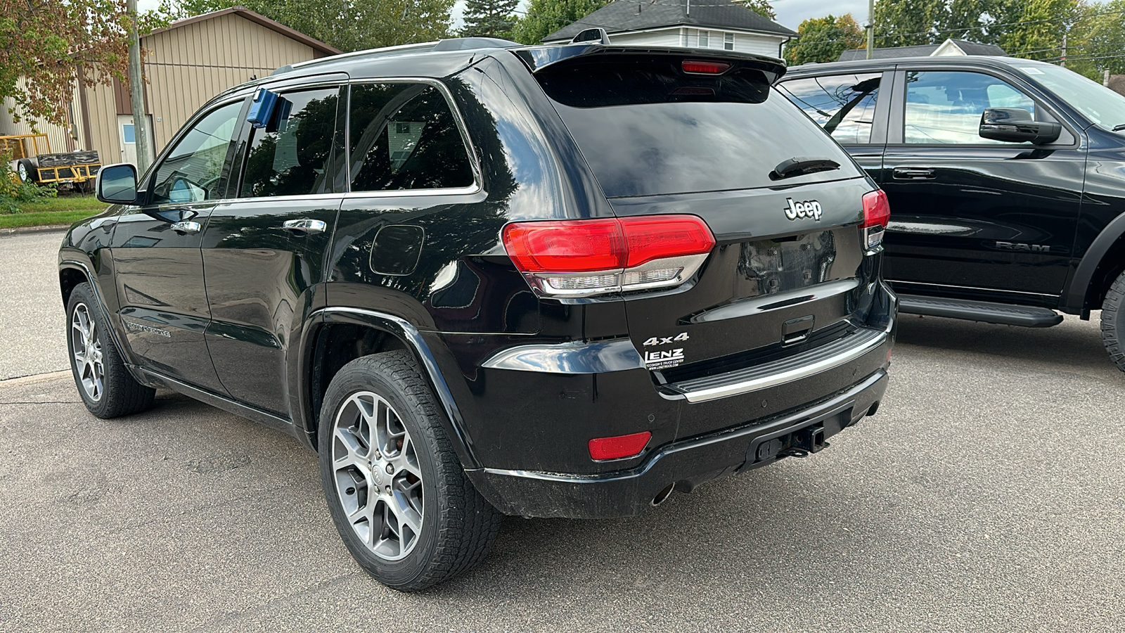 2020 Jeep Grand Cherokee Overland 4