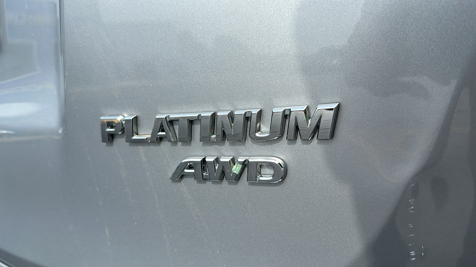 2017 Toyota RAV4 Platinum 11