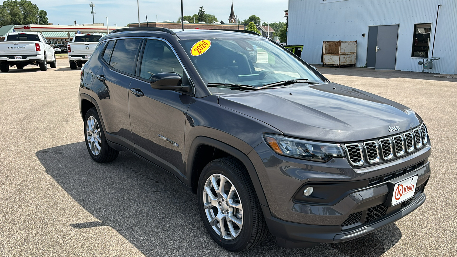 2024 Jeep Compass Latitude Lux 9