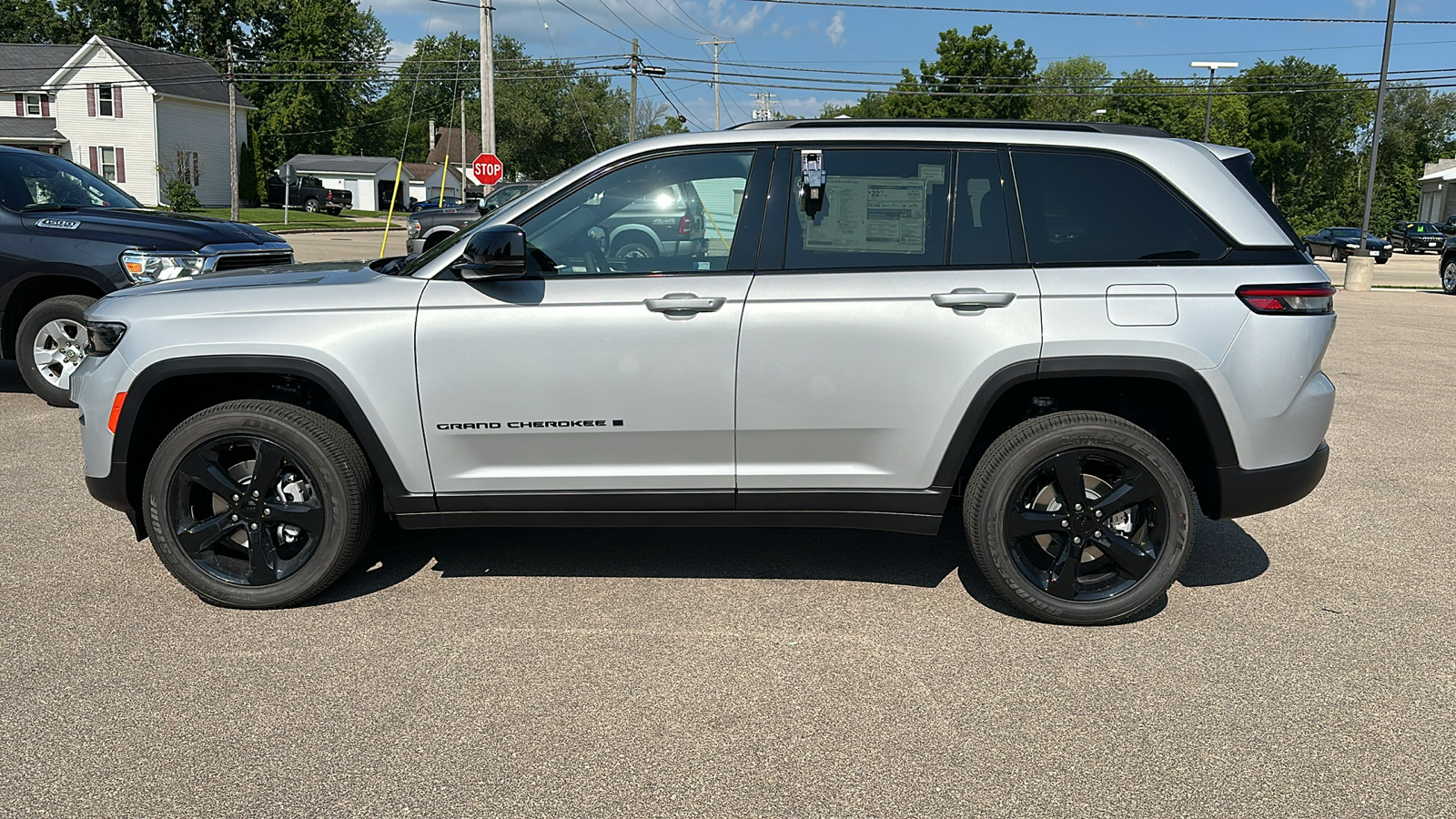 2024 Jeep Grand Cherokee Altitude X 4