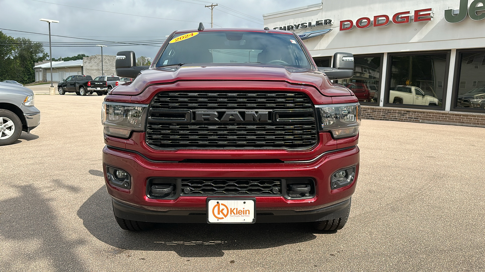 2024 Ram 2500 Big Horn 4x4 Crew Cab 64 Box 2