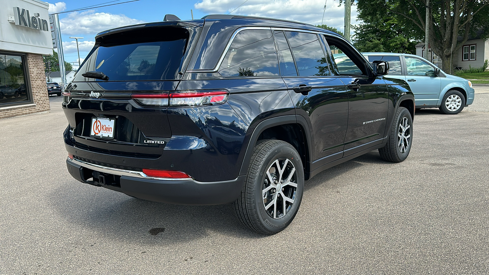 2024 Jeep Grand Cherokee Limited 8