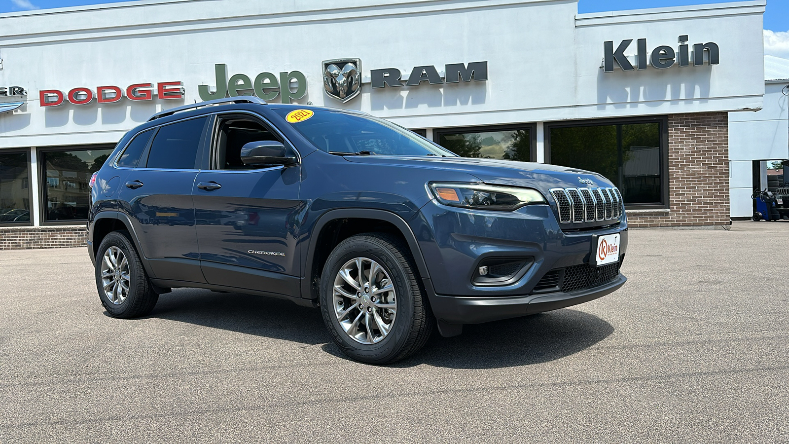 2021 Jeep Cherokee Latitude Lux 1