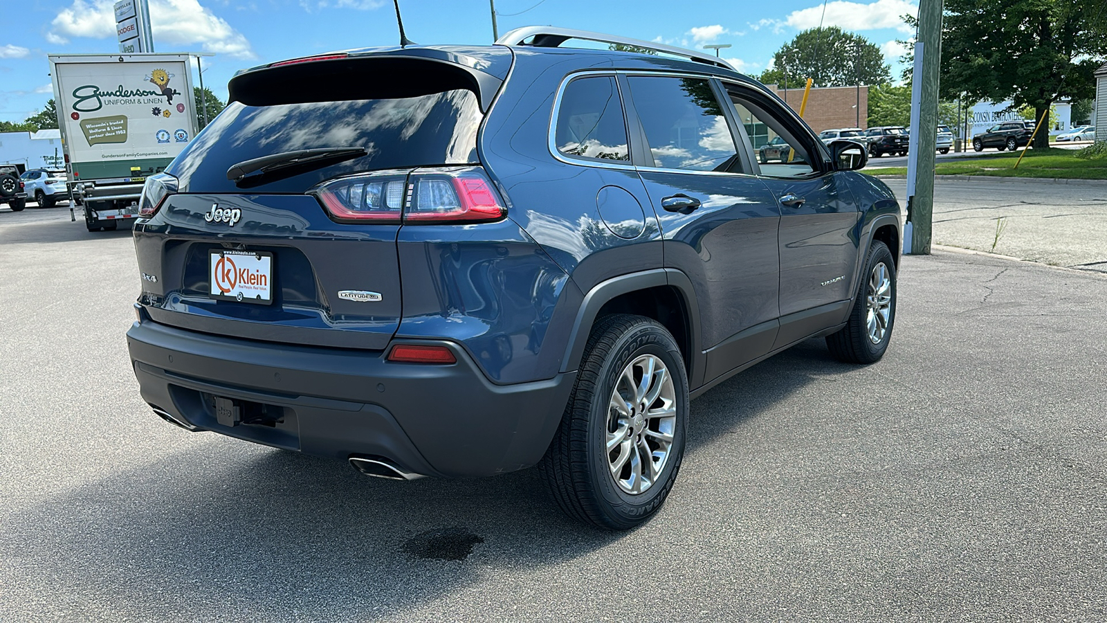 2021 Jeep Cherokee Latitude Lux 8