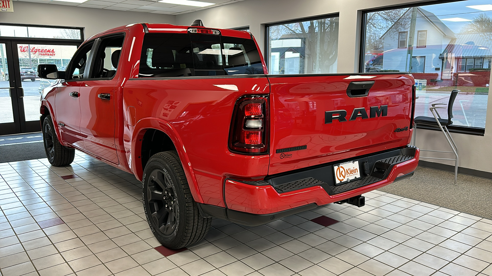 2025 Ram 1500 Big Horn 4x4 Crew Cab 57 Box 4