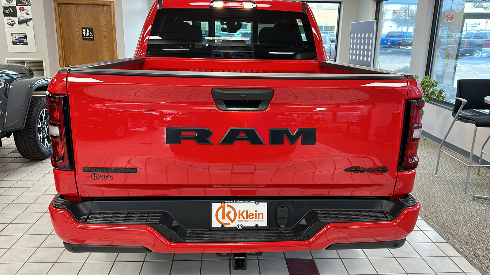 2025 Ram 1500 Big Horn 4x4 Crew Cab 57 Box 7