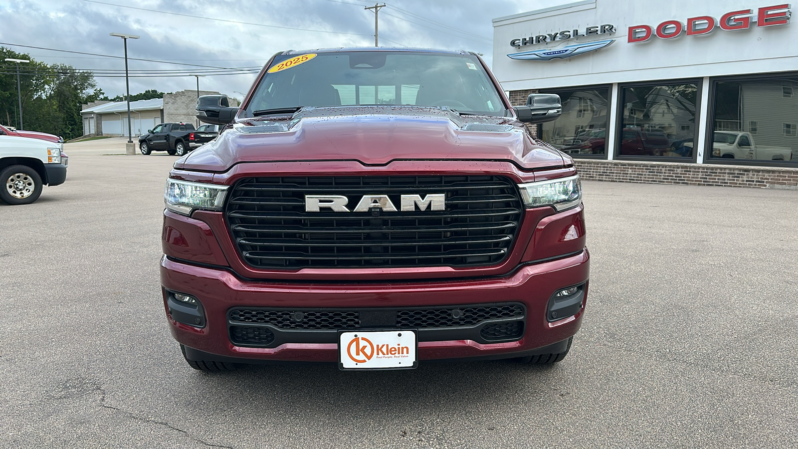 2025 Ram 1500 Laramie 4x4 Crew Cab 57 Box 2