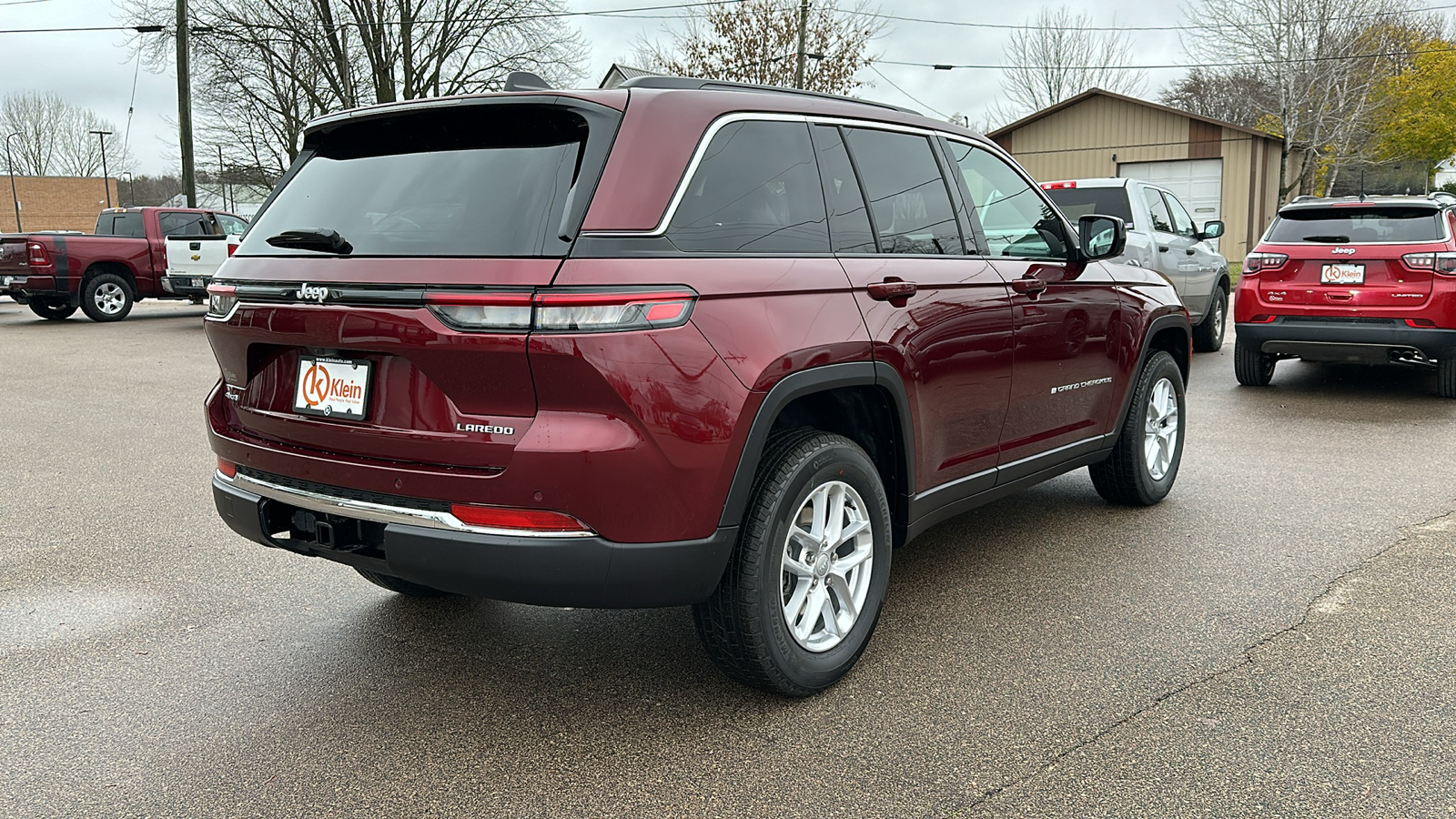 2025 Jeep Grand Cherokee Laredo X 8