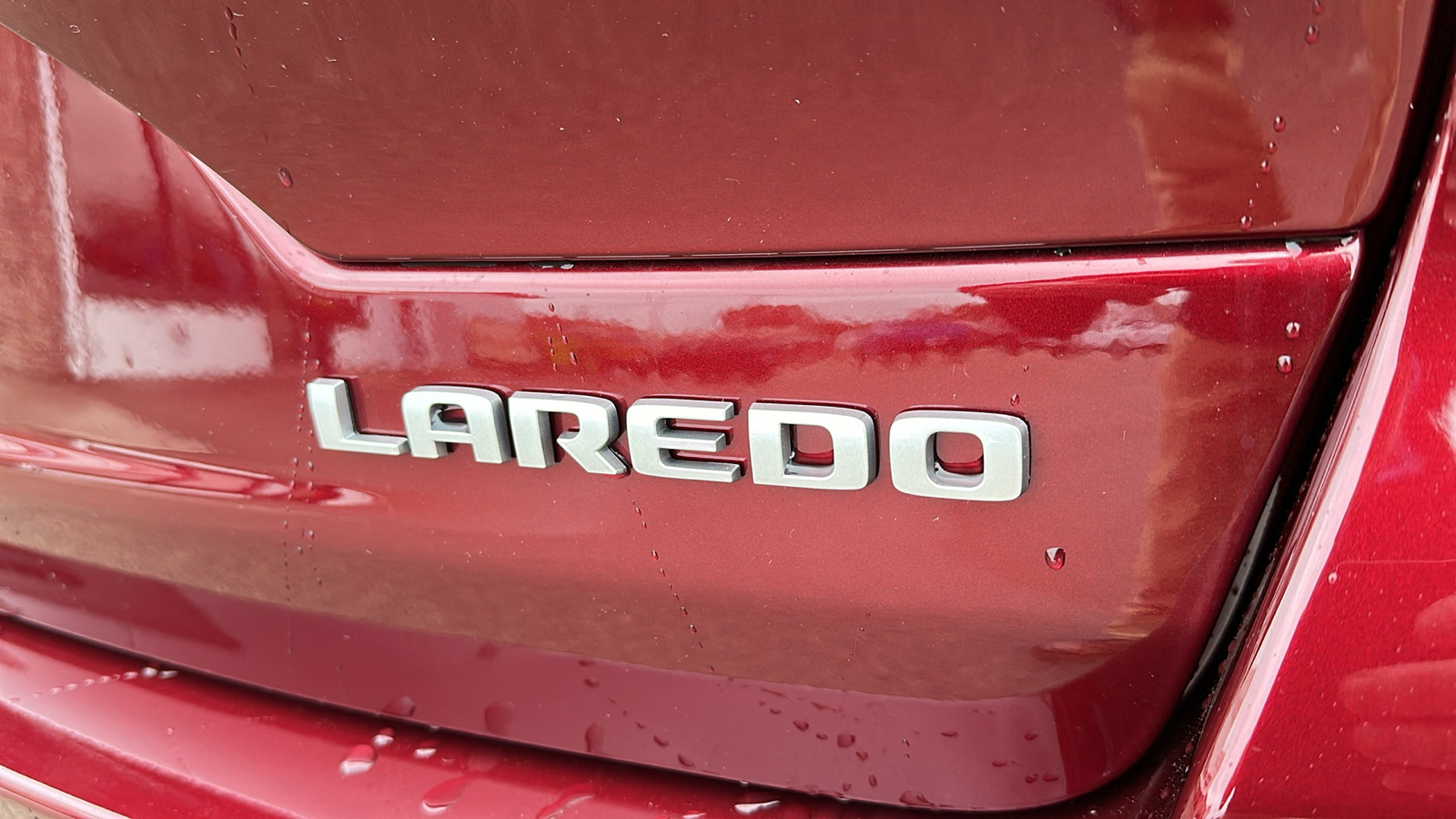 2025 Jeep Grand Cherokee Laredo X 11