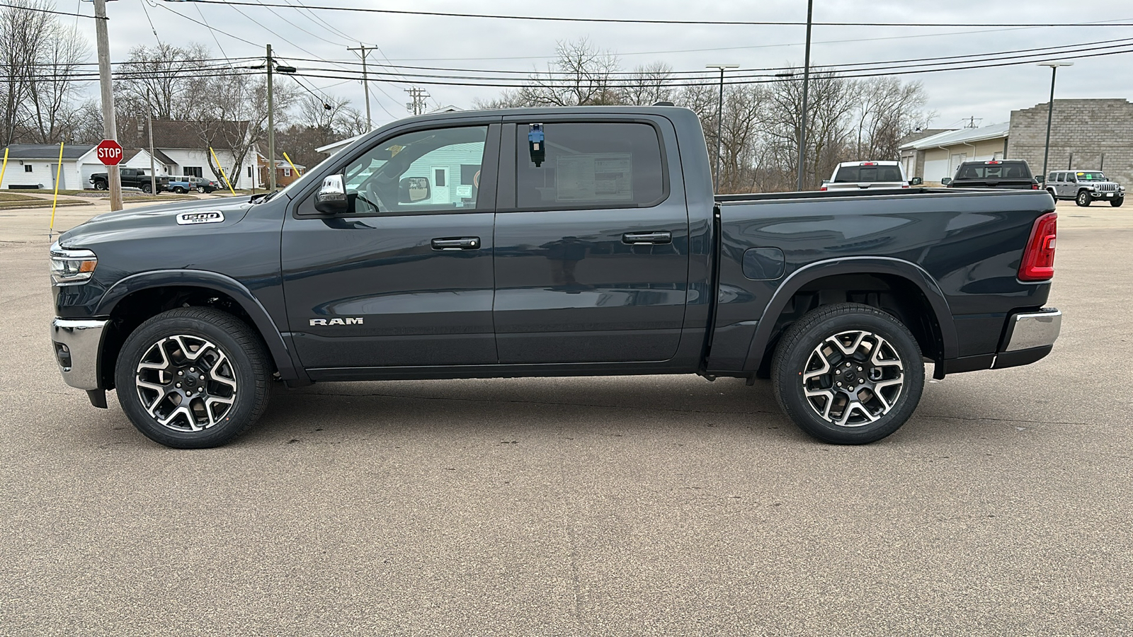 2025 Ram 1500 Laramie 4