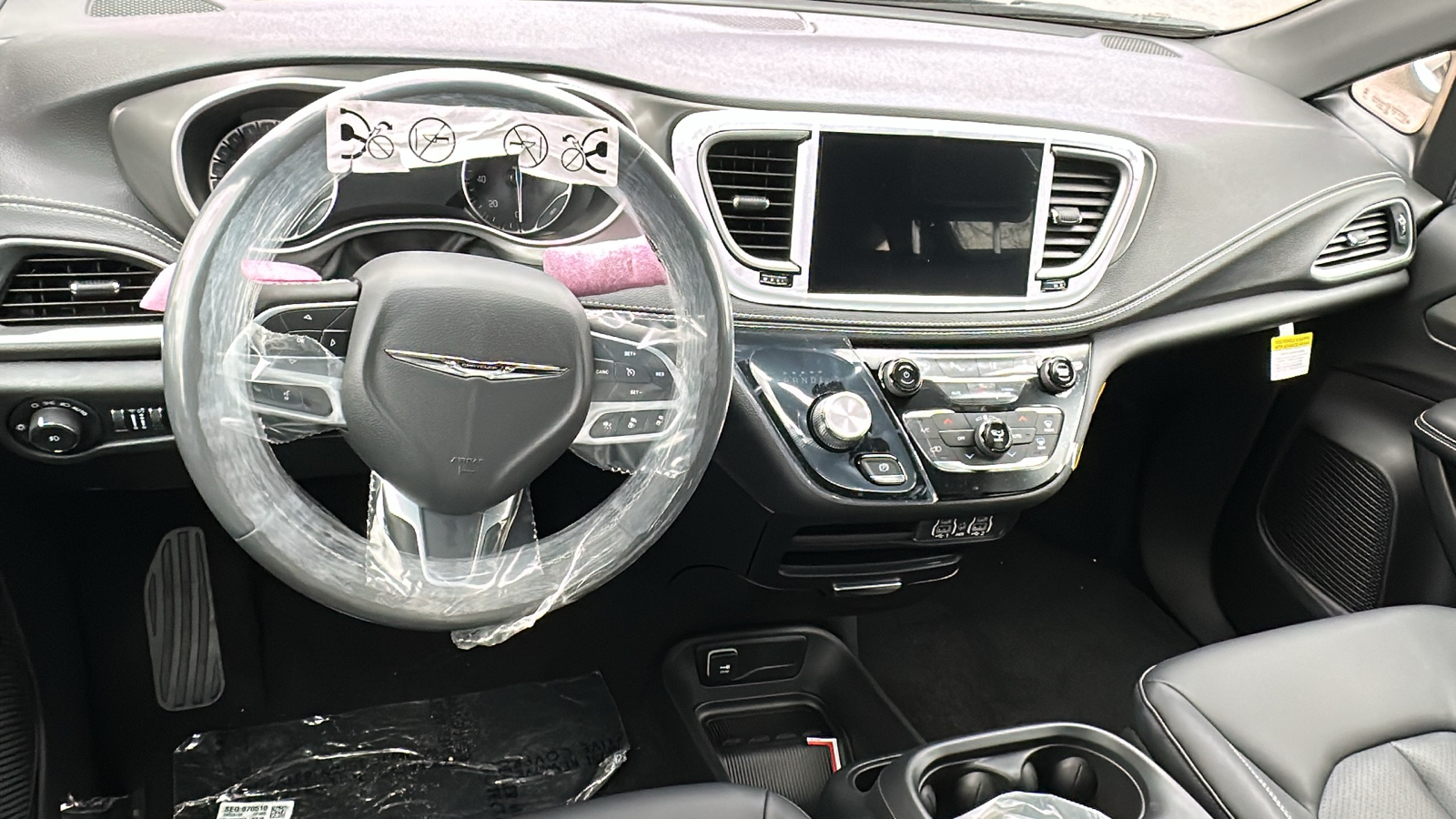 2025 Chrysler Pacifica Select 6