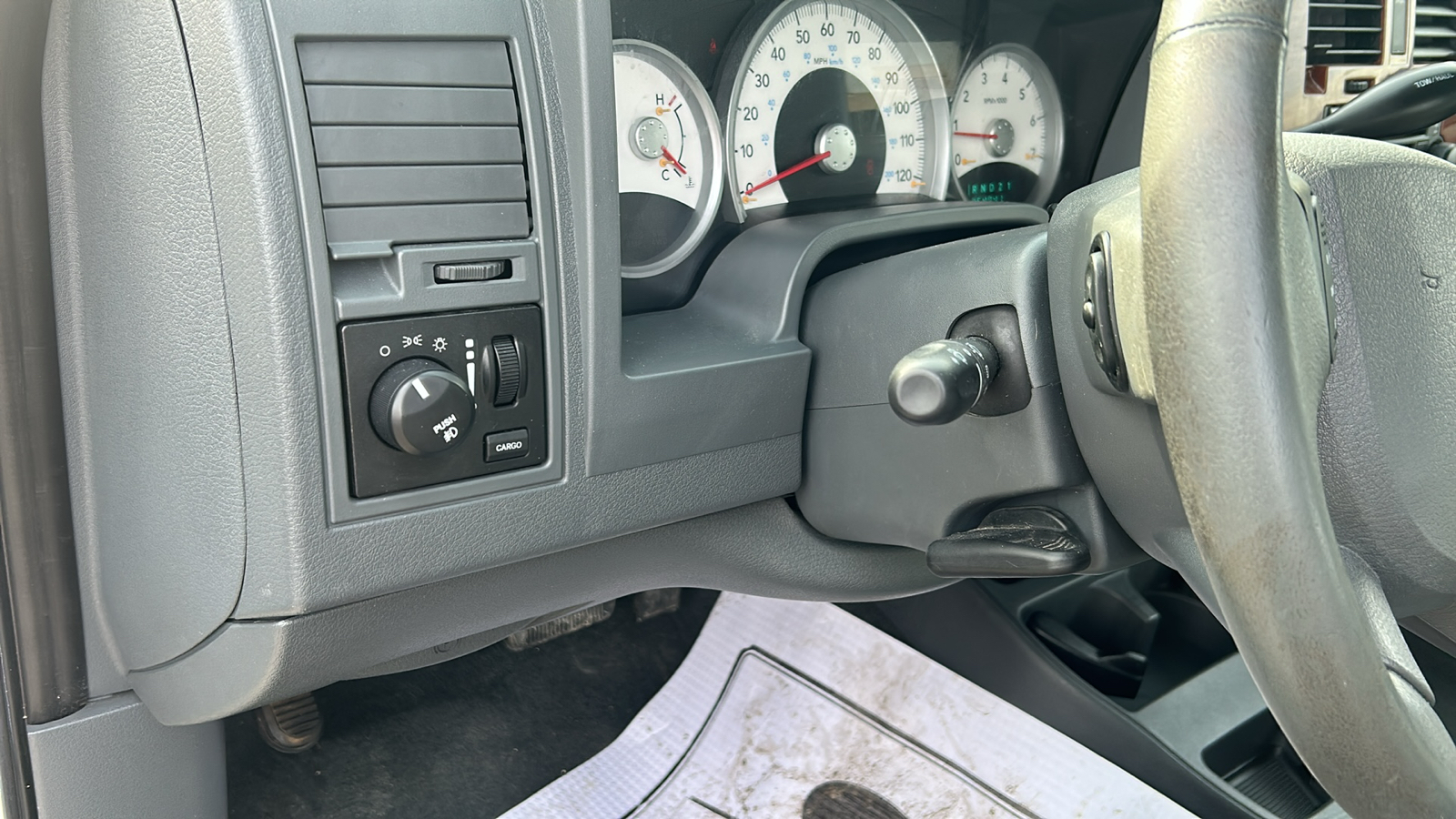 2005 Dodge Dakota SLT 4WD 12