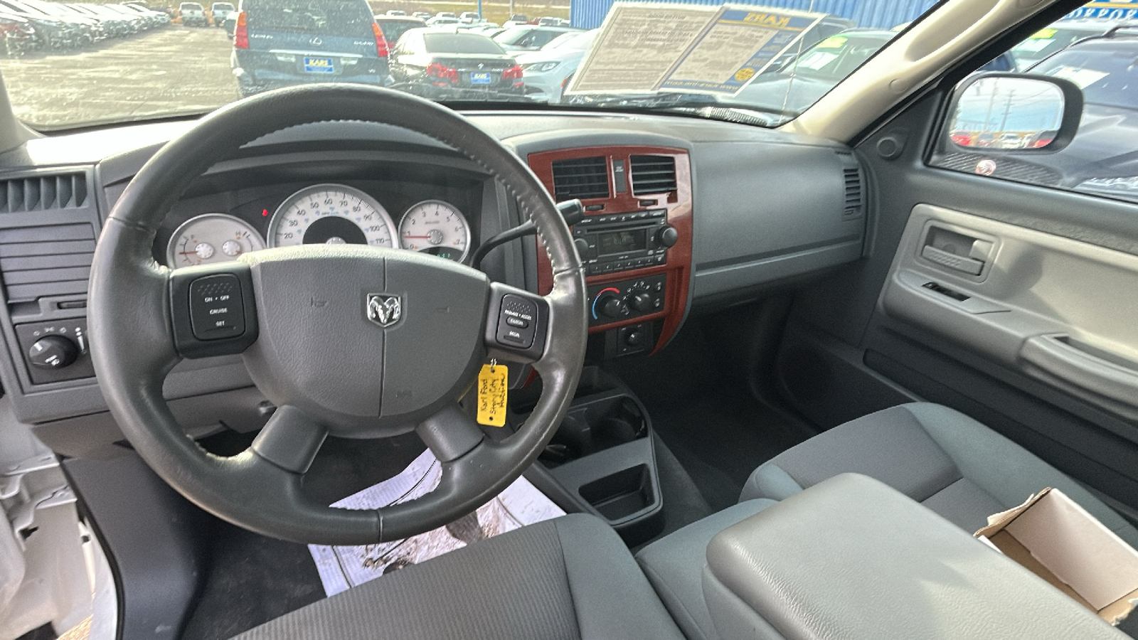 2005 Dodge Dakota SLT 4WD 19