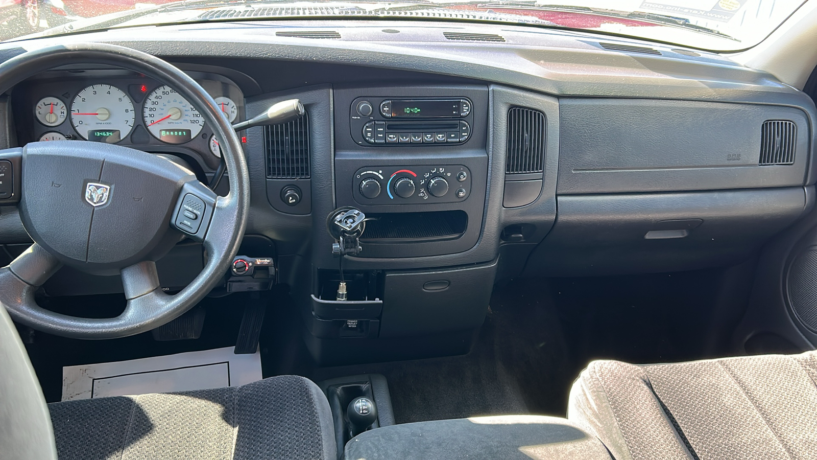 2005 Dodge Ram 2500 ST 4WD Quad Cab 12